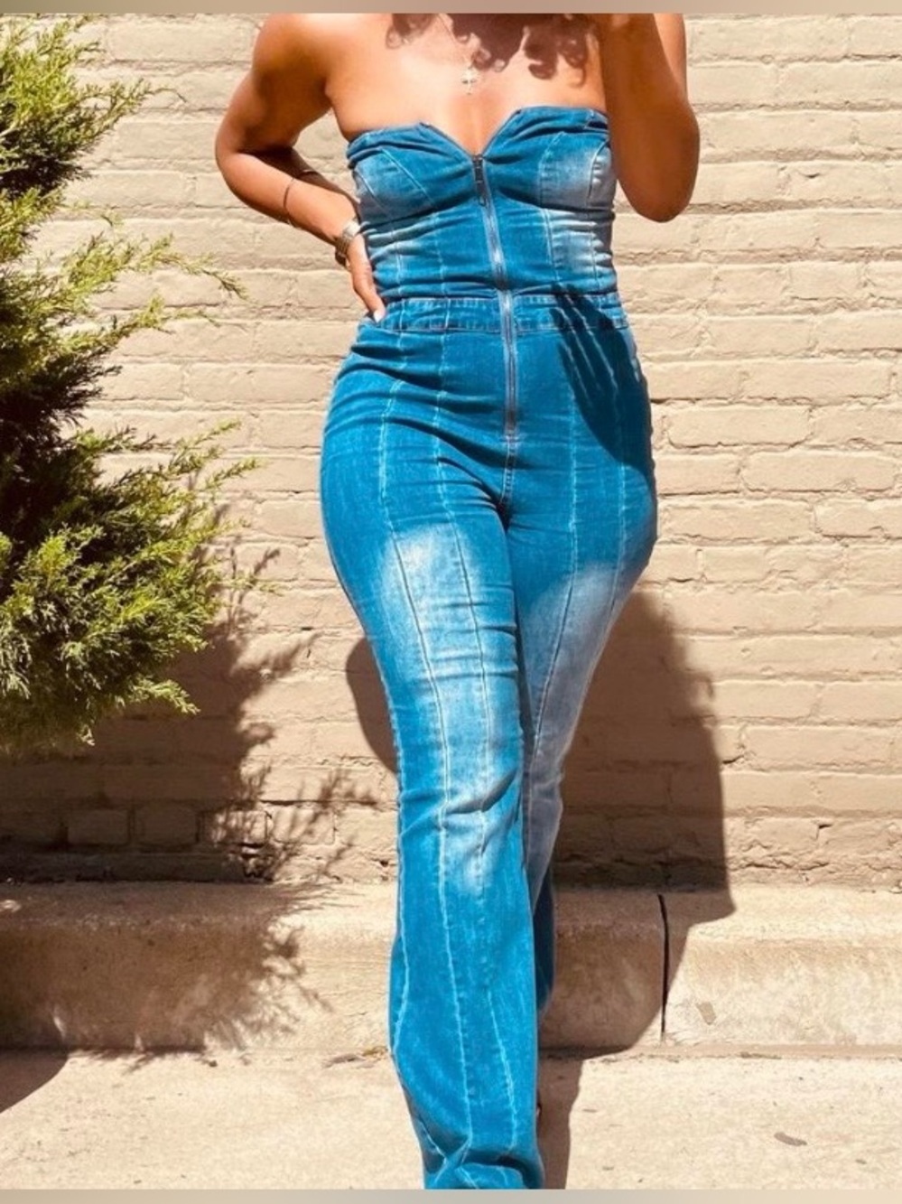 Fashion Nova Blue and White Two-Tone Denim Jumpsuit, size L - Picture 2 of 5